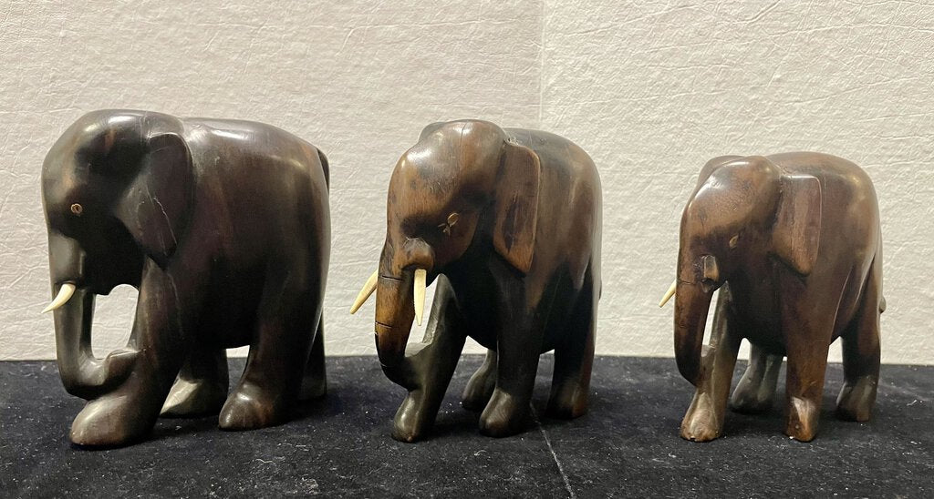 African Ironwood Carved Elephant Trio (3 PCS)