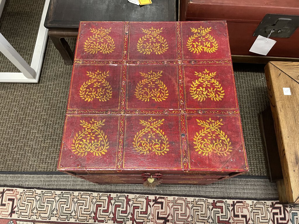 19th C. Chinese Queen Anne Style Red Lacquered Solid Rosewood 4 Chest of Drawers