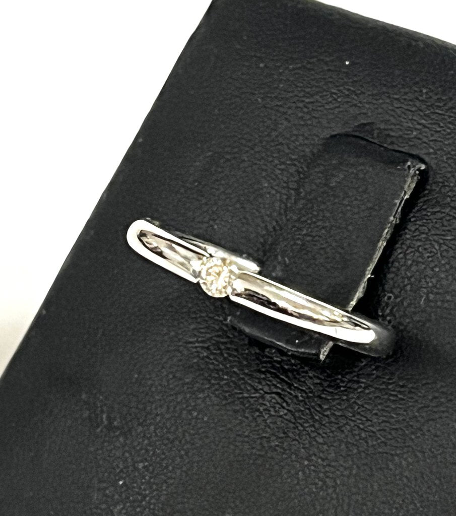 14K White Gold Solitaire Diamond Ring