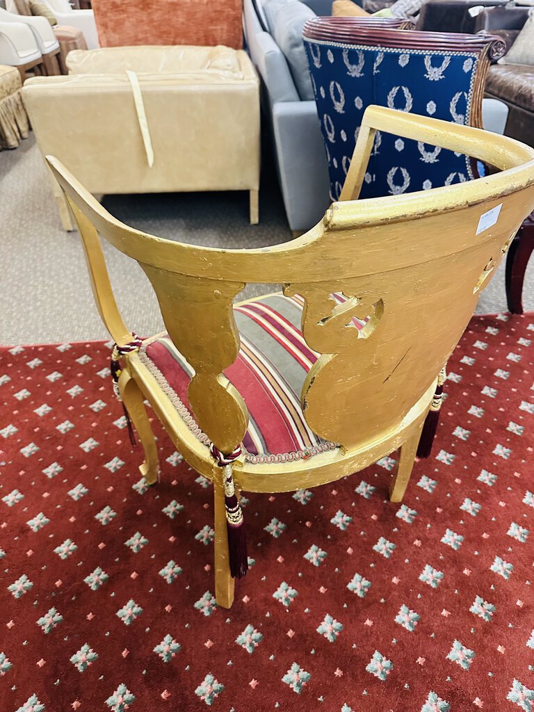 Late 19th Century French Louis XV Style Gilt Parlor Chair