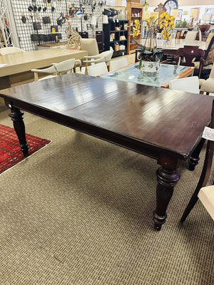 Pottery Barn Montego Dining Table + 18" Leaf