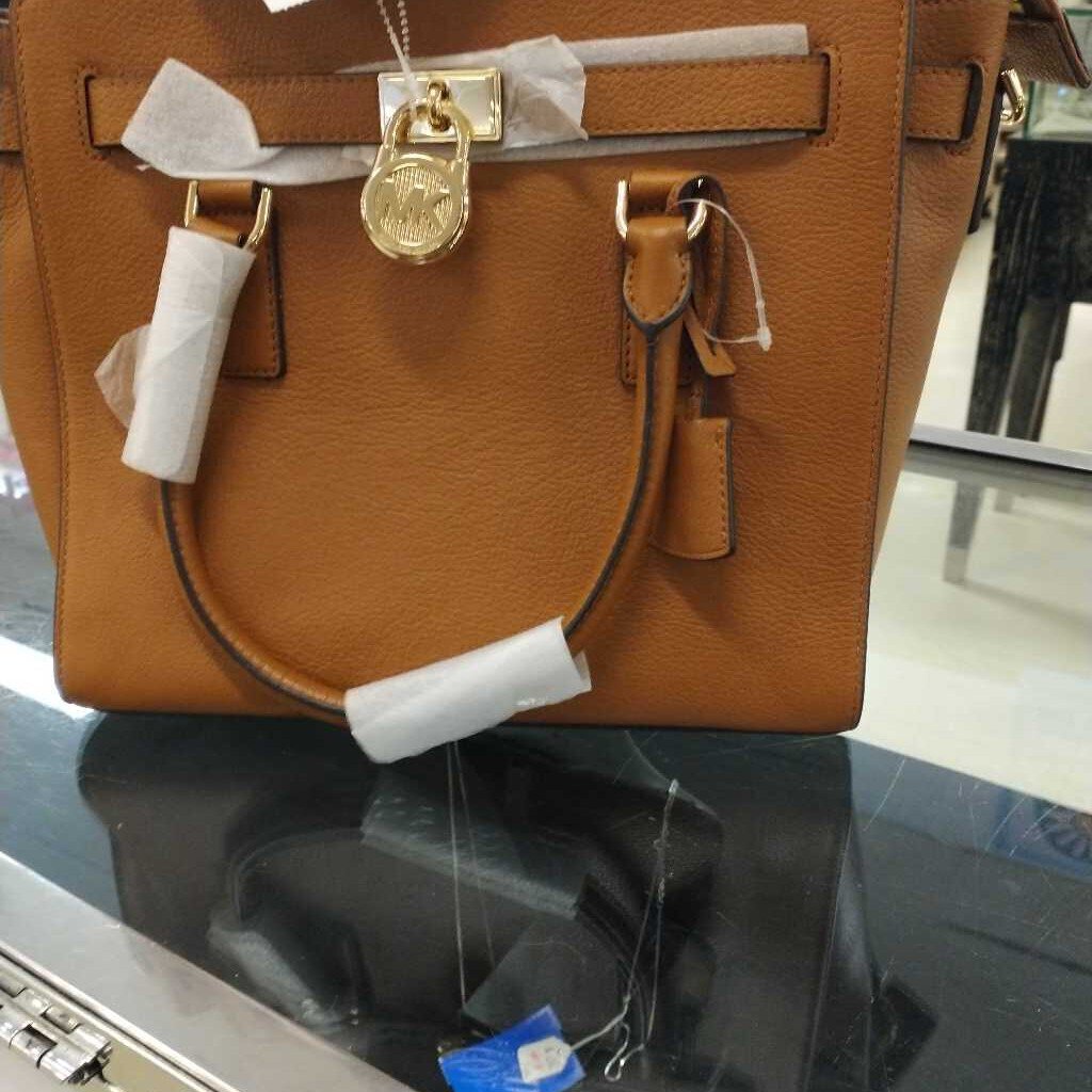 MICHAEL KORS TAN SATCHEL