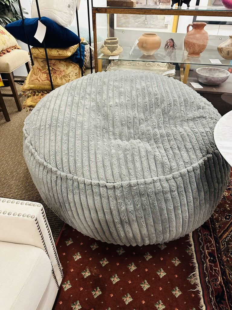 Jumbo Lounger Puff