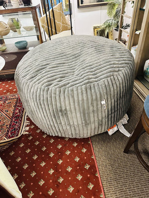 Jumbo Lounger Puff