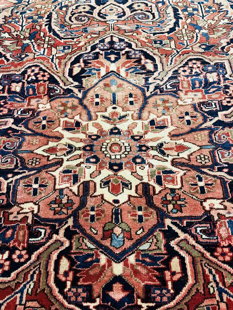 Persian Heriz Rug wool on Cotton 130 x 92