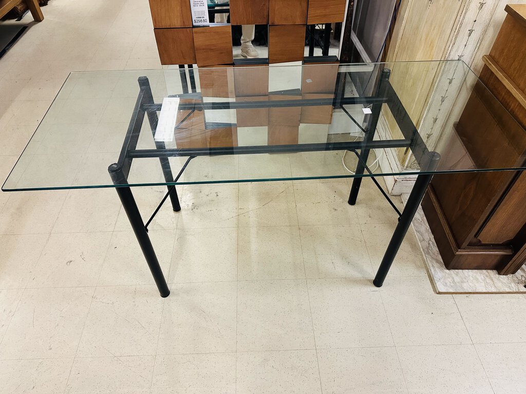 Glass Top Table 25x60x29