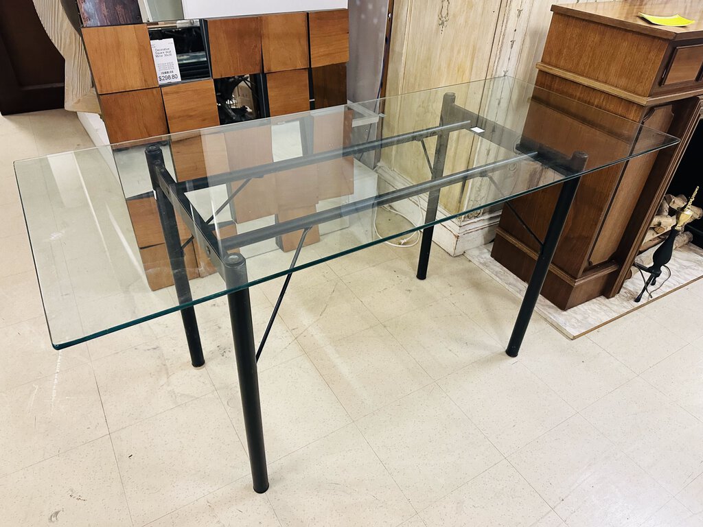 Glass Top Table 25x60x29