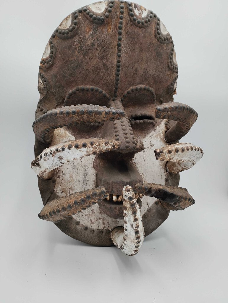 African Bete Spider Mask