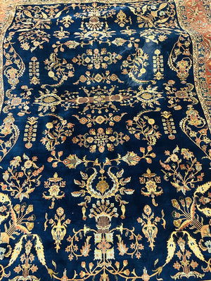 Persian Hand Knotted Wool Sarouk Rug 108 x 144