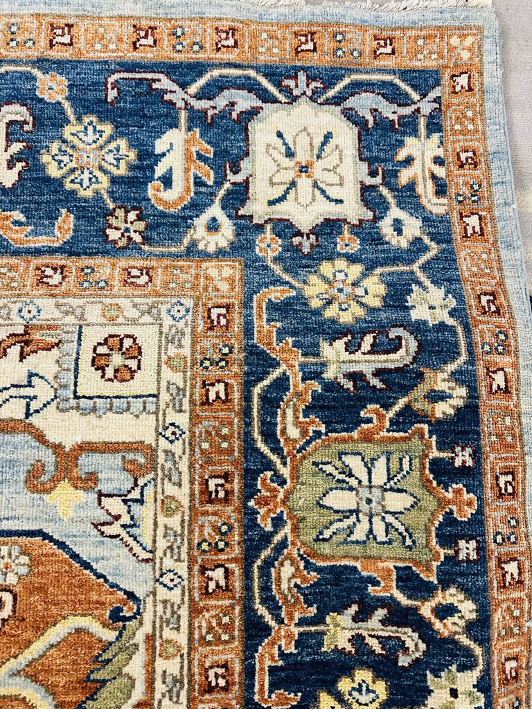 Pakistani Heriz Medallion Wool Rug 95x120