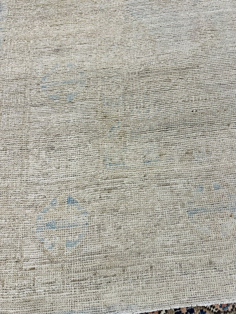 Light Beige Area Rug 72x140