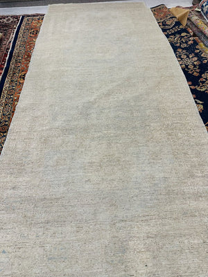 Light Beige Area Rug 72x140