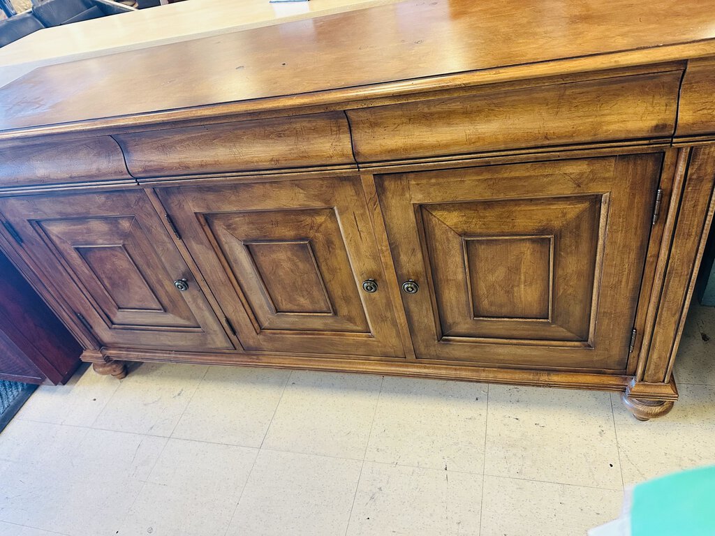 Ethan Allen Sideboard / Buffet 68x19x35