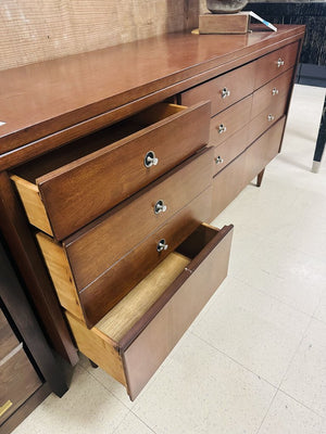 Bassett Trimline Walnut Dresser 17.5 x 58 x 31