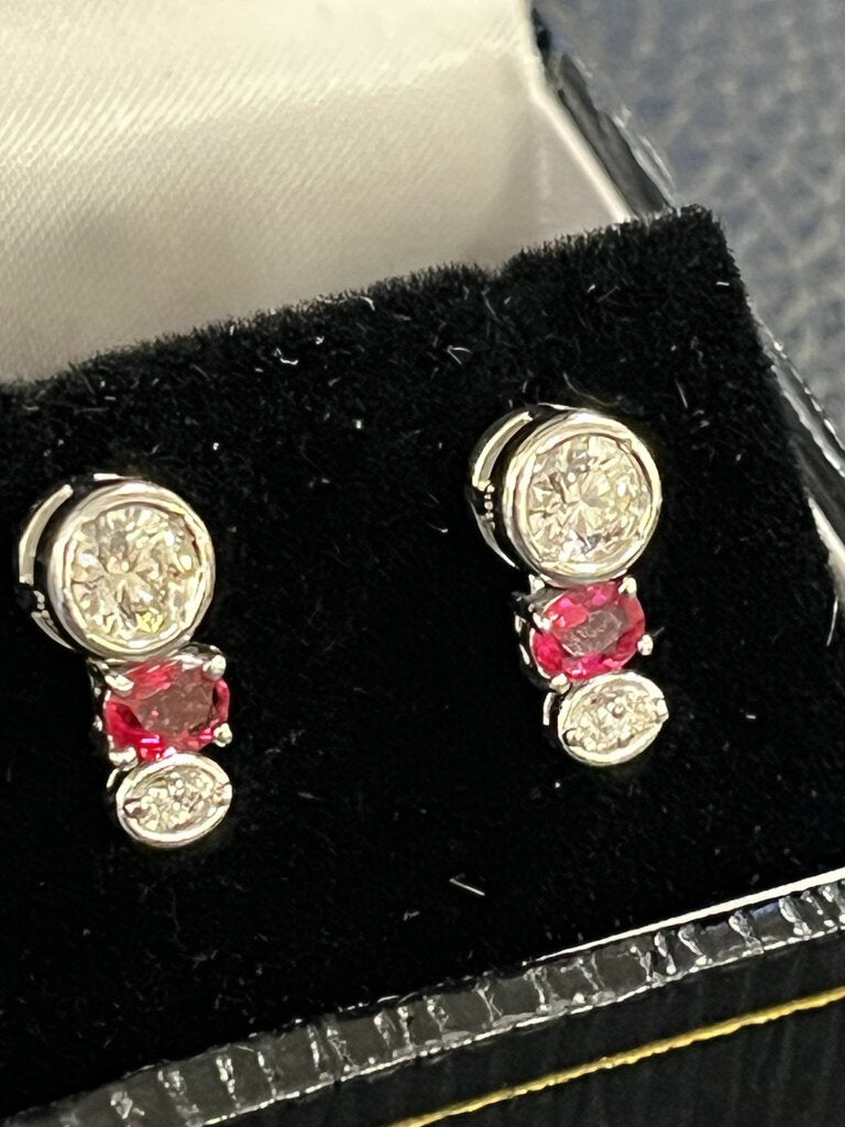 Diamond & Ruby Earrings Set in White Gold 3.30g E/R's Pt SXP/TXLP