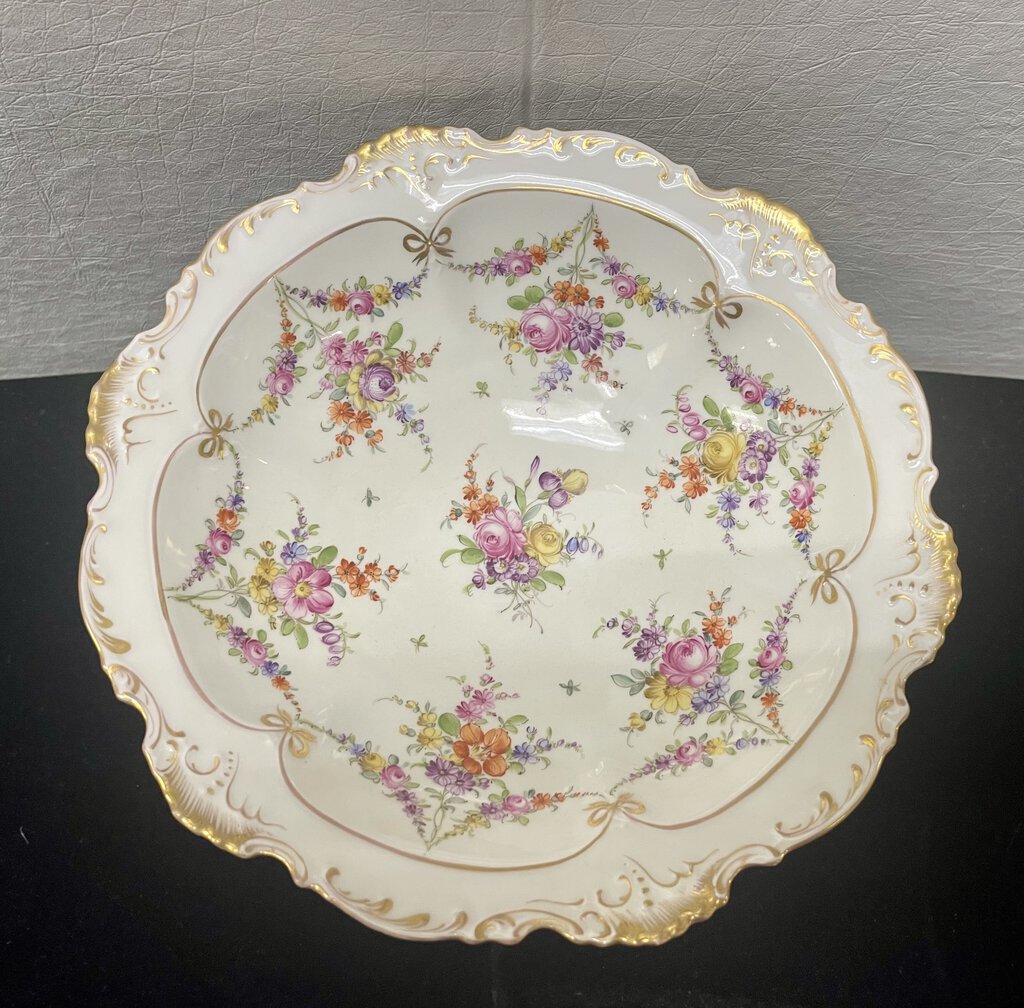 Dresden Floral Gilt Porcelain Footed Pedestal Fruit Bowl