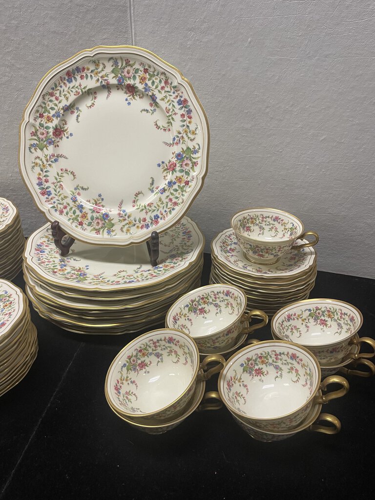 Rosenthal Germany Ivory Eleanor Pattern Dinner Set (55 Pcs)