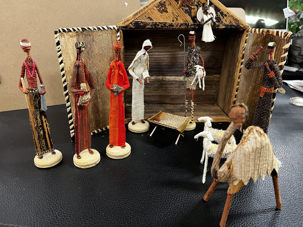 Maasai Nativity Scene Handmade Kenya 12 Piece Set