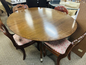 Regency Style Extendable Dining Table + 4 Chairs + 2 Leaves