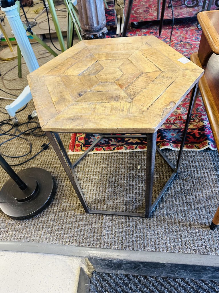 Hexagonal Side Table 18x18x20