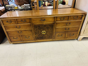 Thomasville Campaign Buffet / Dresser + 2 Mirrors 19x72x31