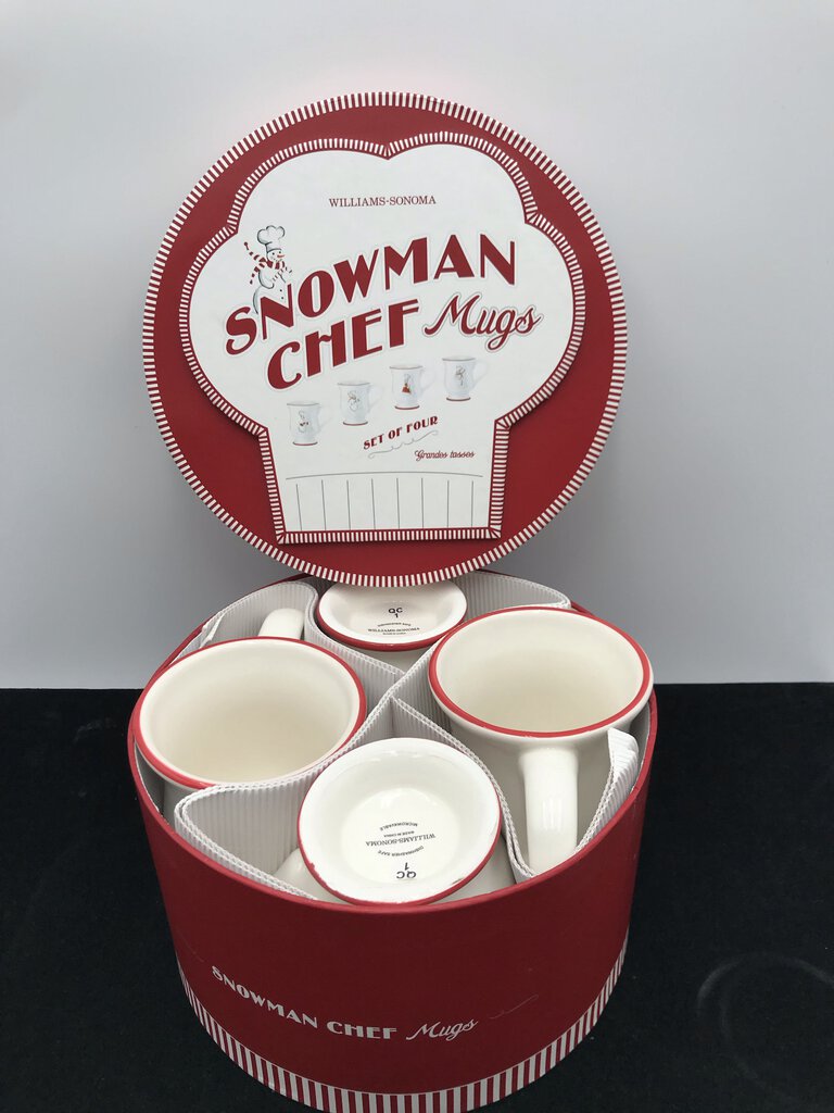 Williams Sonoma Snowman Chef Plate/Mug Set (8)