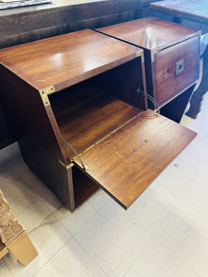 1980 Henredon Nightstands (pair) 22x19x30.5