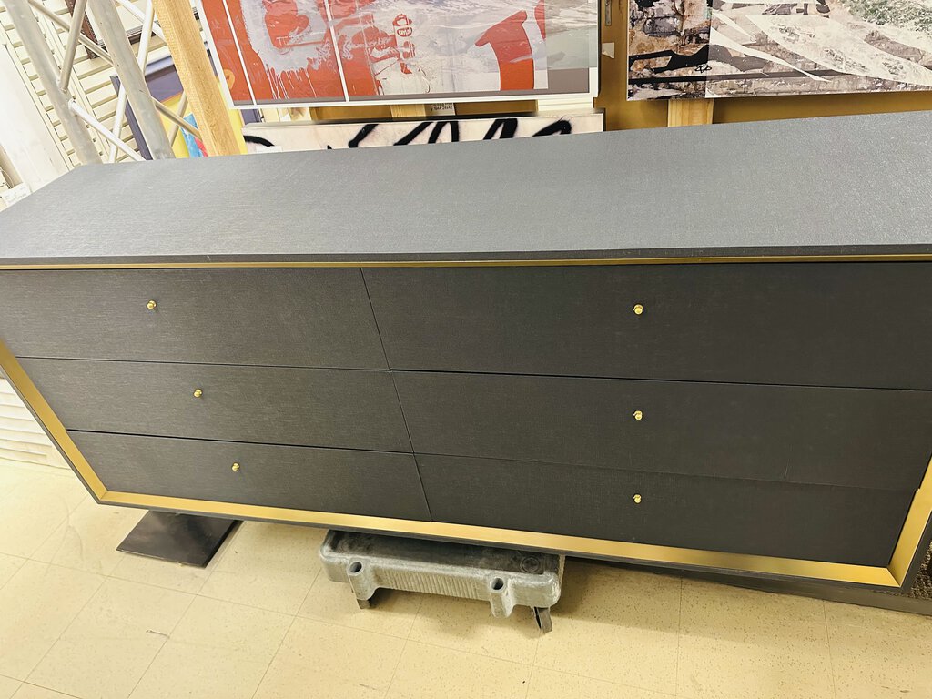 Modern 6 Drawer Dresser 18x72x31