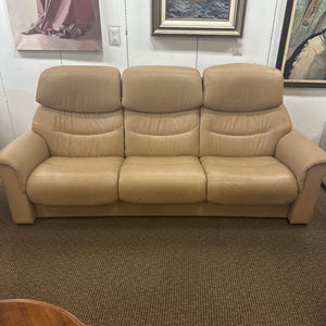 Stressless Leather Sofa MSRP $2800 MSRP $2800