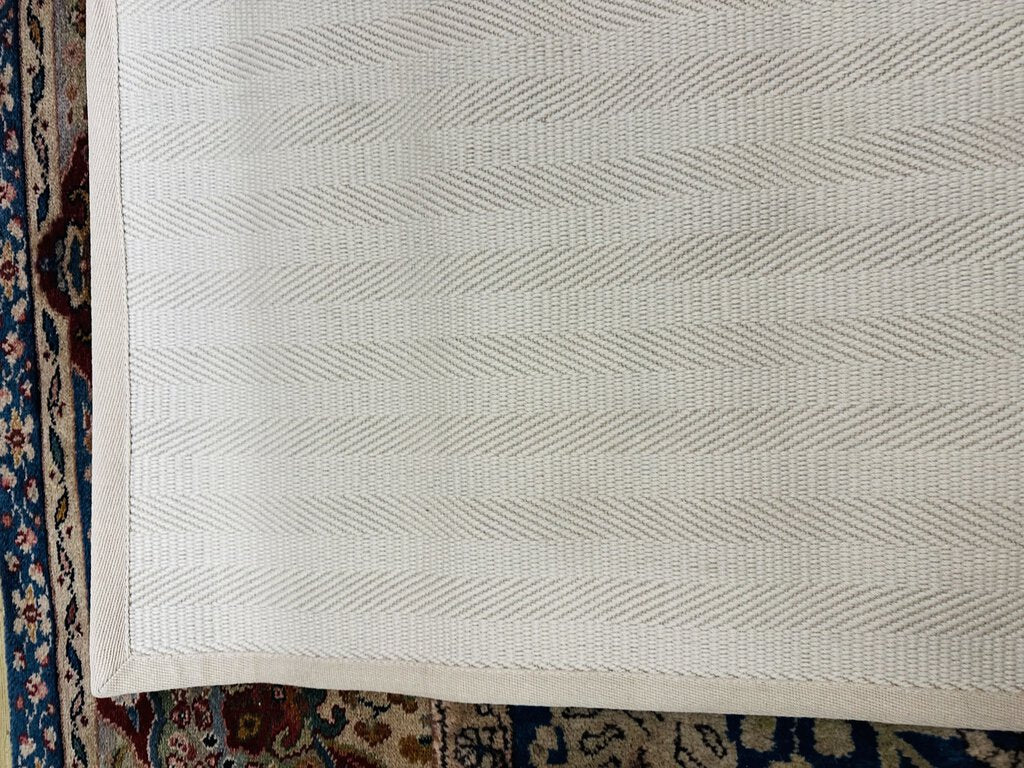 Beige Area Rug 11'.5 x 9'.4