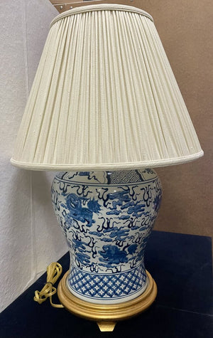 Ralph Lauren Blue White Porcelain Foo Dog Table Lamp