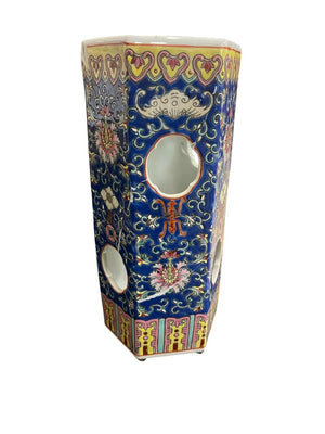 19th Century Chinese Blue Porcelain Boys Hat Stand (Repaired