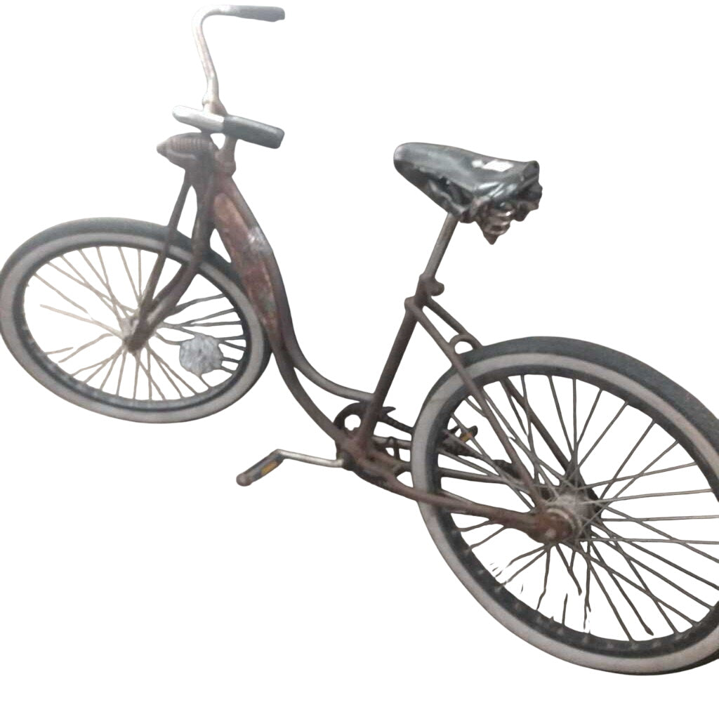 Vintage Schwinn BIke by Miss Daisy's Consignment & Auction House