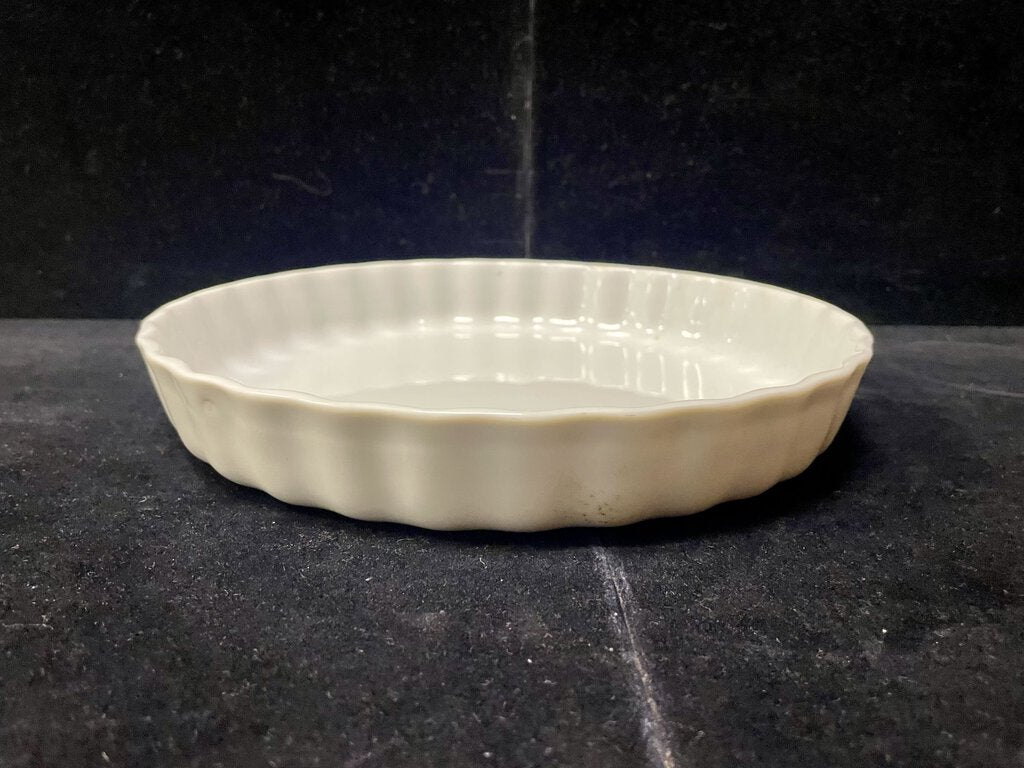 Apilco France White Porcelain Quiche Dish 10"