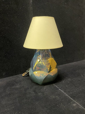 English Facetted Dichromatic Metallic Glaze Ceramic Table Lamp (Euro Standard Plug)