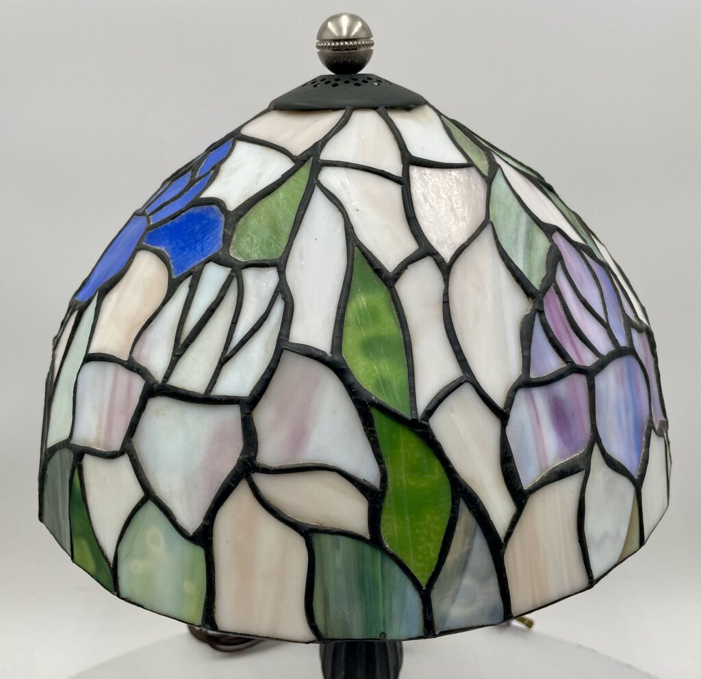 Tiffany Style Stained Glass Round Bronze Base Desk Lamp