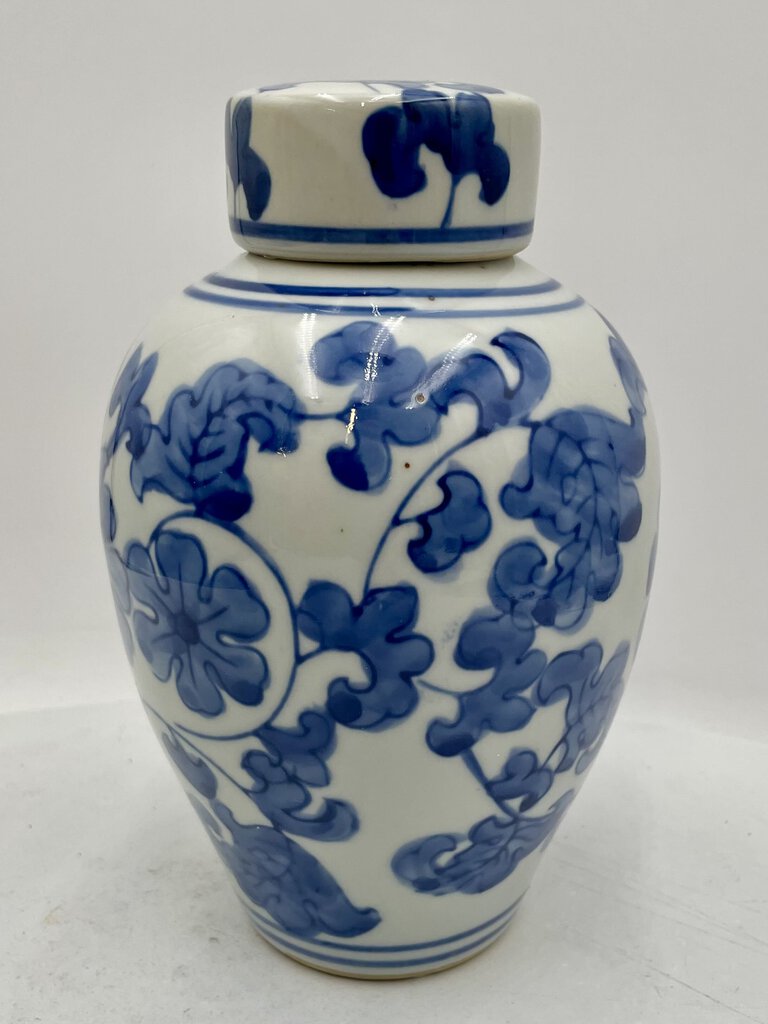 Three Hands Corp Home Goods Modern Blue White Floral Motif Lidded Porcelain Ginger Jar