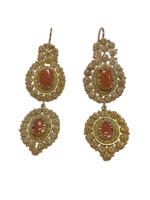 Hanging Earrings 14k Gold w/ Coral stones