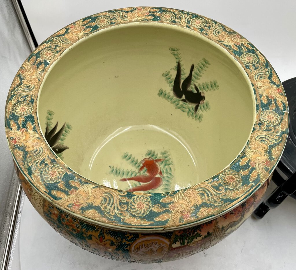 Japanese Satsuma Style Gilt Hand Painted Fish Bowl w/ Lacquered Stand