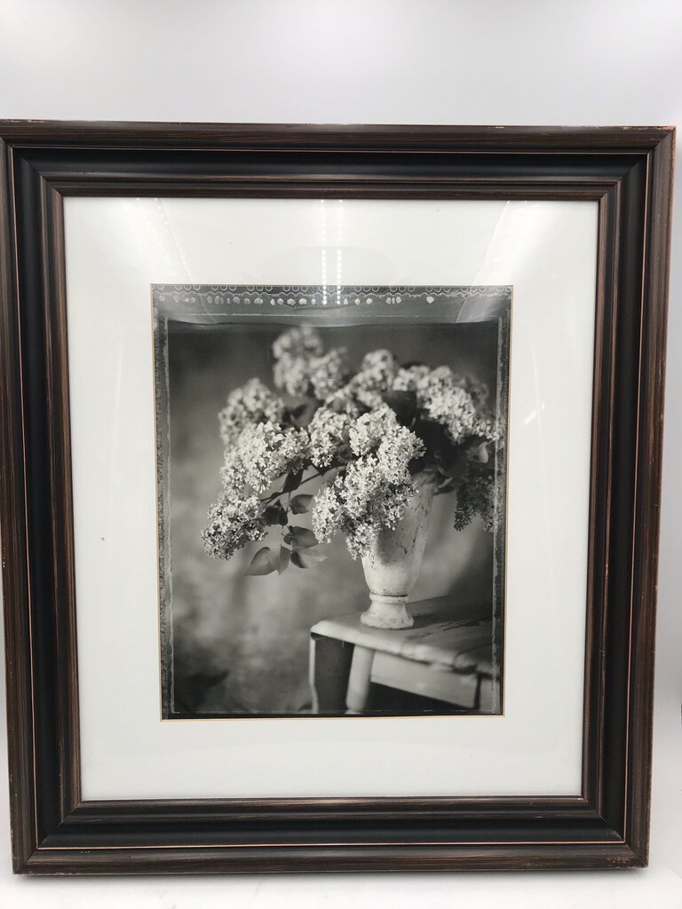 Z Gallerie Black/White Lilac Still Life Photo 22x24