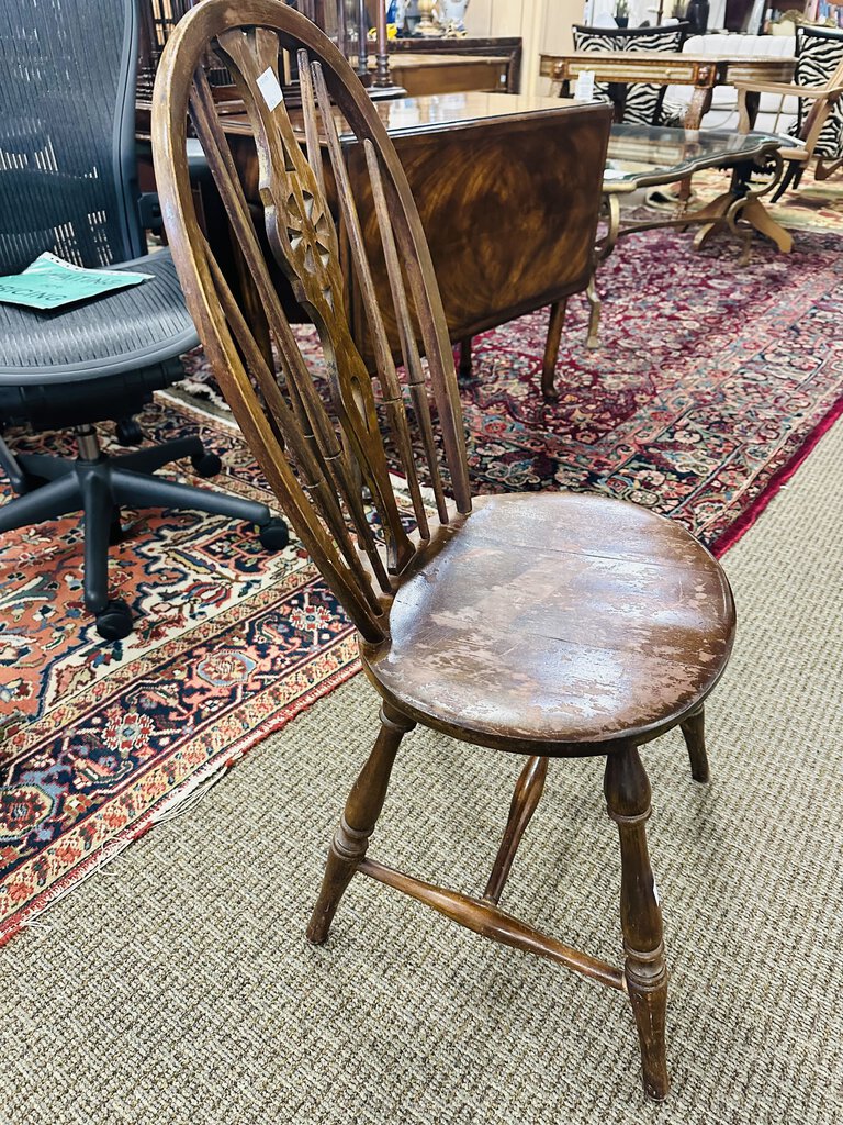 Antique Windsor Chair