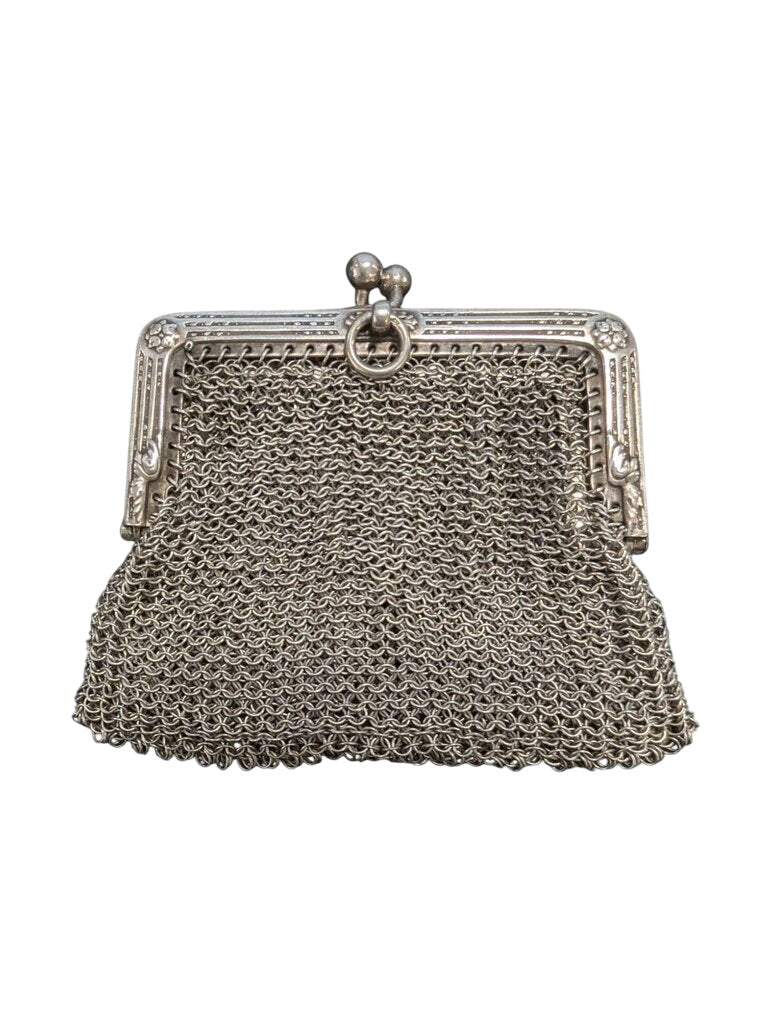 Nouveau Coin Purse Pendant by Miss Daisy's Consignment & Auction House