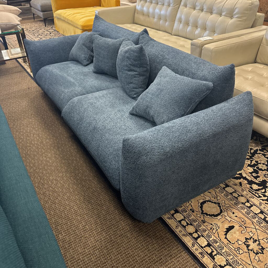 Arnya Minimore Modern Sofa 89" W.