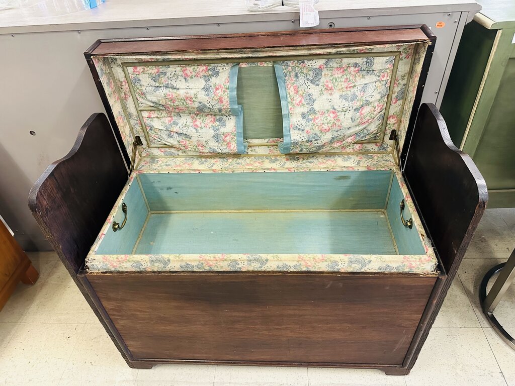 Antique Blanket Chest 16x36x30