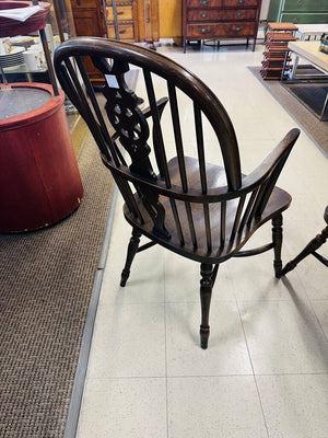 English Windsor Chairs (pair)