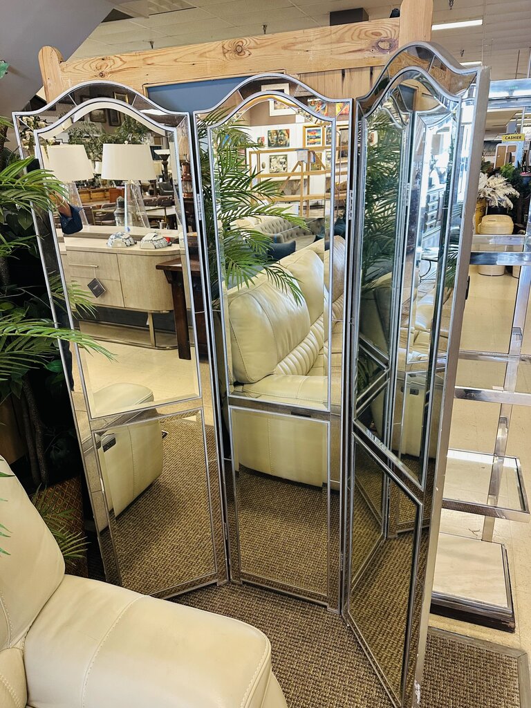 3 Panel Folding Mirror 55x72