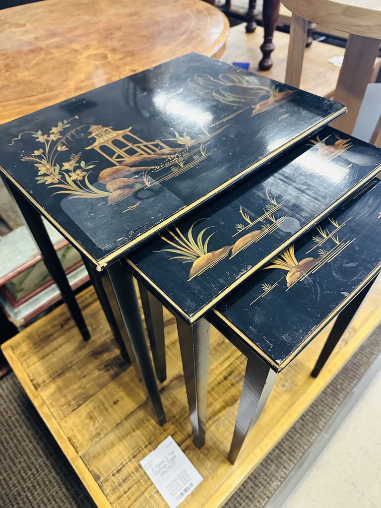 Chinese Lacquered Nesting Tables 17x13x22