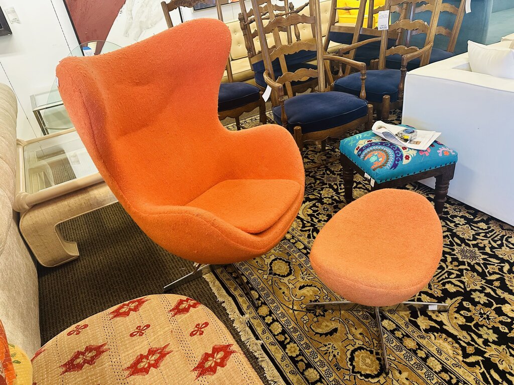 Arne Jacobsen Orange Egg Chair & Ottoman