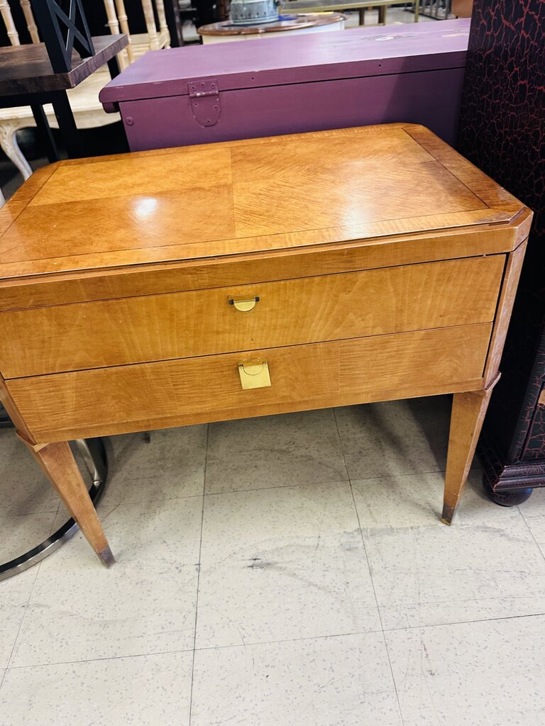 Hickory White Nightstand 19x28x24