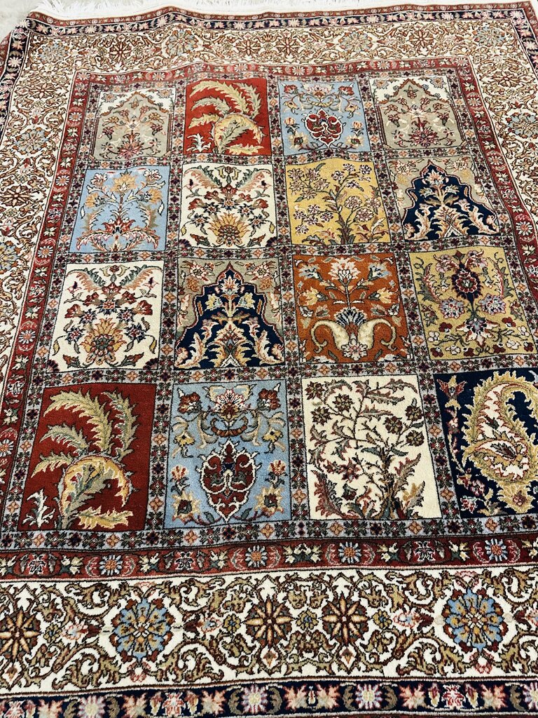 Bakhtiari Wool Rug 76x89